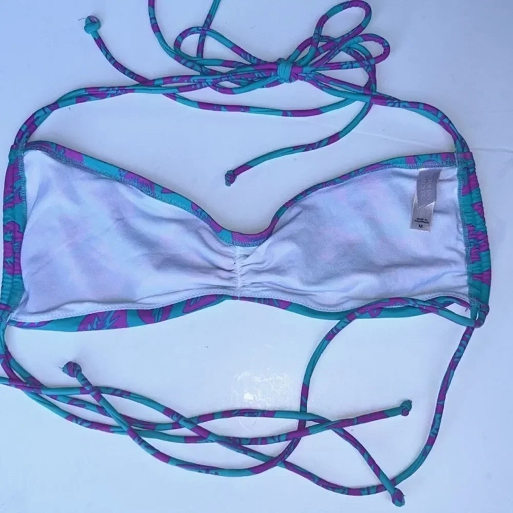 NWOT Victoria’s Secret Teal Hawaiian Purple Tropical Strappy Halter Bikini Top M